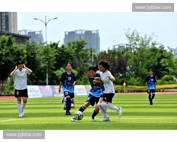 宝鸡市中小学足球联赛精彩开赛 激发青少年体育热情与竞技潜力